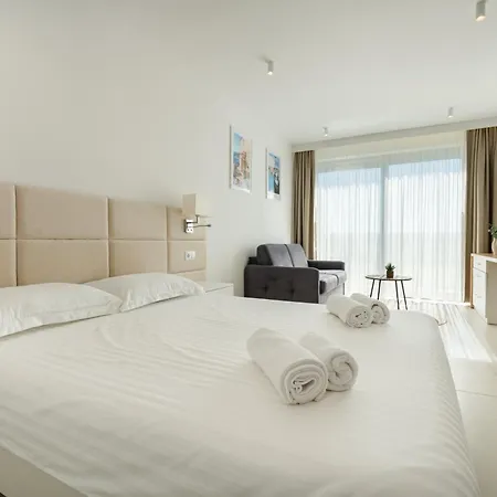 아파트 Wind Rose Maestral-beachfront