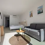 شقة Wind Rose Maestral-beachfront *